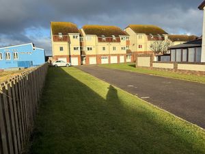 Photo 33- click for photo gallery